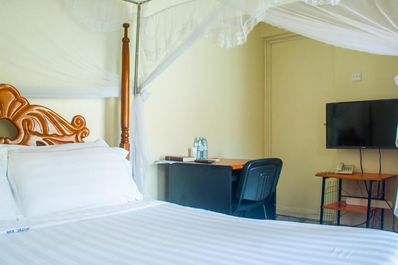 Sandton Hotel Kasese Kültér fotó